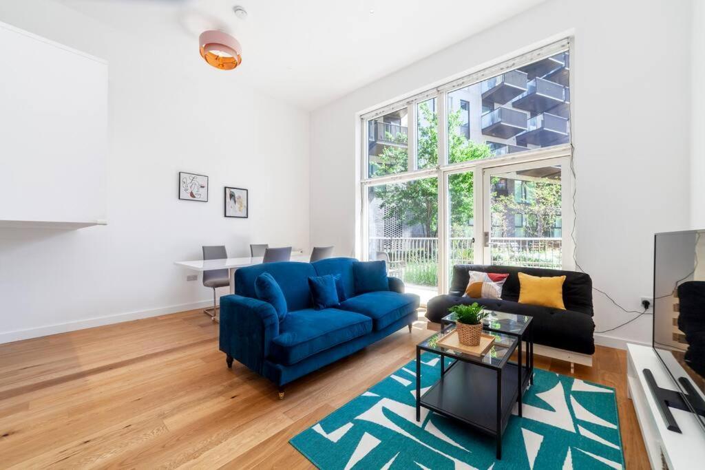 Stunning New 3 Bdr Duplex Wbalcony, East London Apartment Exterior photo